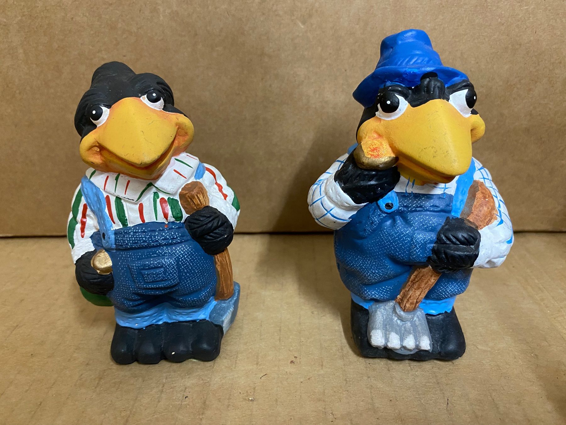 Statuette: Raben Keramik Figuren 2 Stk. – Usato da Eschlikon TG venduto da ArtRec