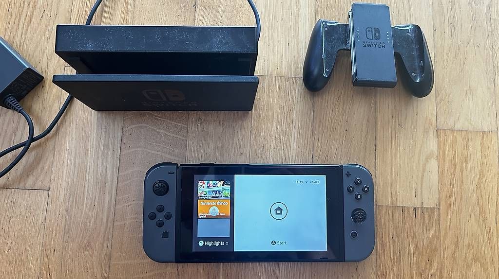 Consoles: Nintendo Switch top Zustand  – D'occasion à Oensingen par kikomad 1