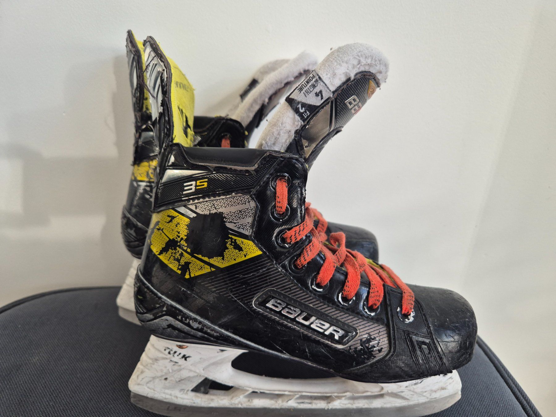 Bauer Pattini da ghiaccio: Patins Bauer Supreme 3S Taille 4 Fit 2 = 37.5 – Usato da Delémont venduto da Bibten 1