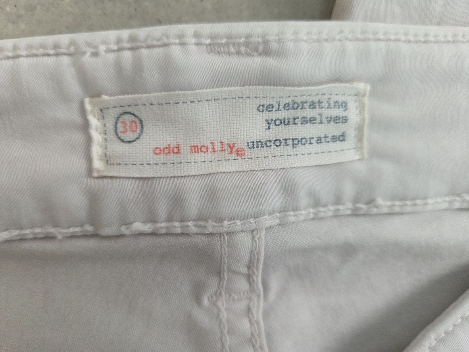 Pantaloni: schöne Hose odd molly – Usato da Wiesendangen venduto da Sinhuk 5