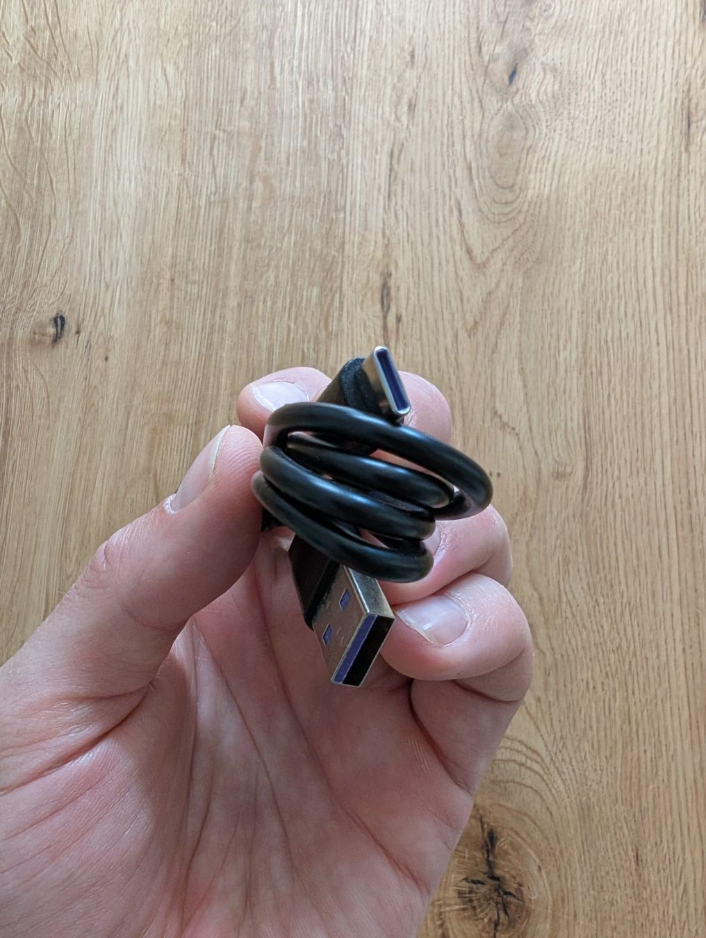 Cavi: USB-A auf USB-C Kabel schwarz – Nuovo (secondo la descrizione) da Interlaken venduto da dmncmg 1