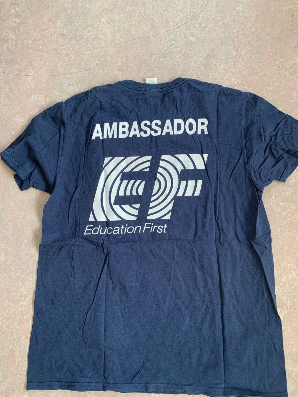 T-shirts: EF T-Shirt Gr. L – D'occasion à Wiggen par Antoniotto