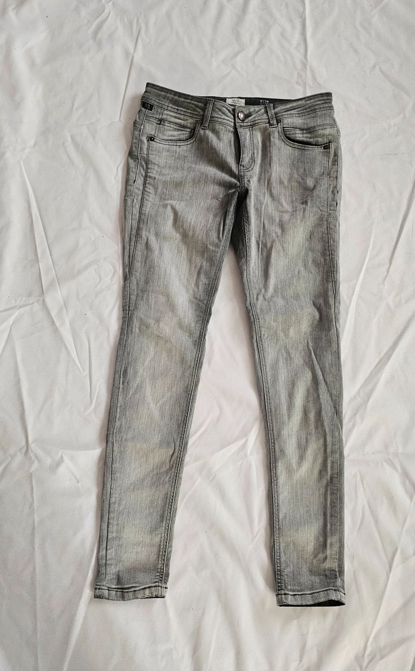 S.Oliver Jeans: QS by S.Oliver Jeans Gr. 38 – Usato da Füllinsdorf venduto da Sunnebliemli7