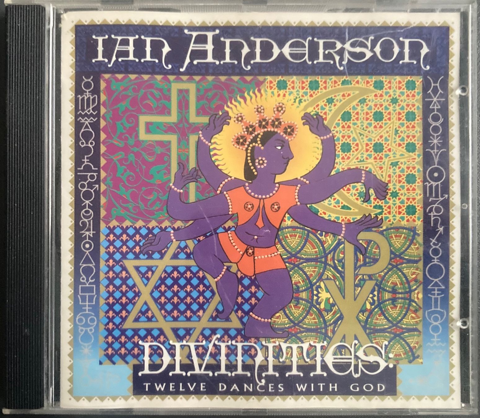CD: JETHRO TULL / IAN ANDERSON - DIVINITIES: TWELVE DANCES WITH – Usato da Poliez-Pittet venduto da Newtown-Records