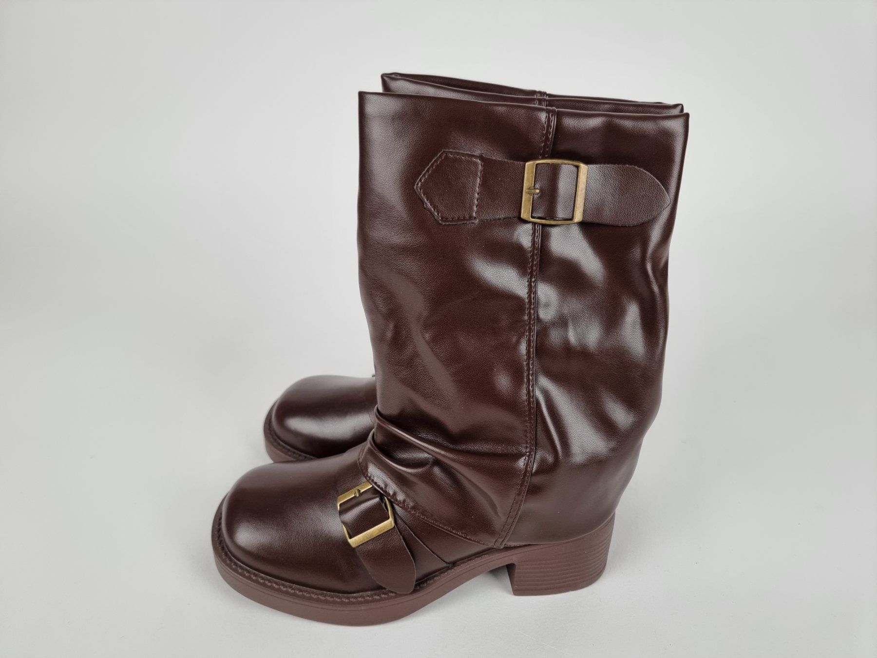 Damenschuhe: Stiefeletten aus Kunstleder Grösse 35 EU – Gebraucht aus Urtenen-Schönbühl von Restwert_Schoenbuehl