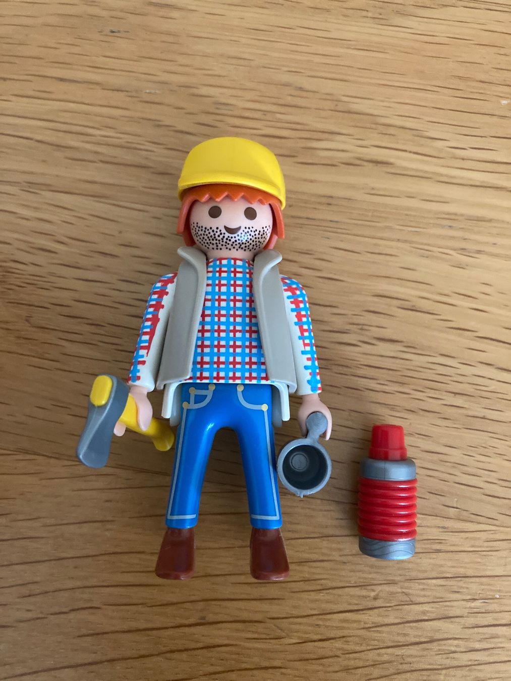 Playmobil Giocattoli: Playmobil Figurine Bûcheron avec hache – Usato da Zürich venduto da sushitwiceaweek