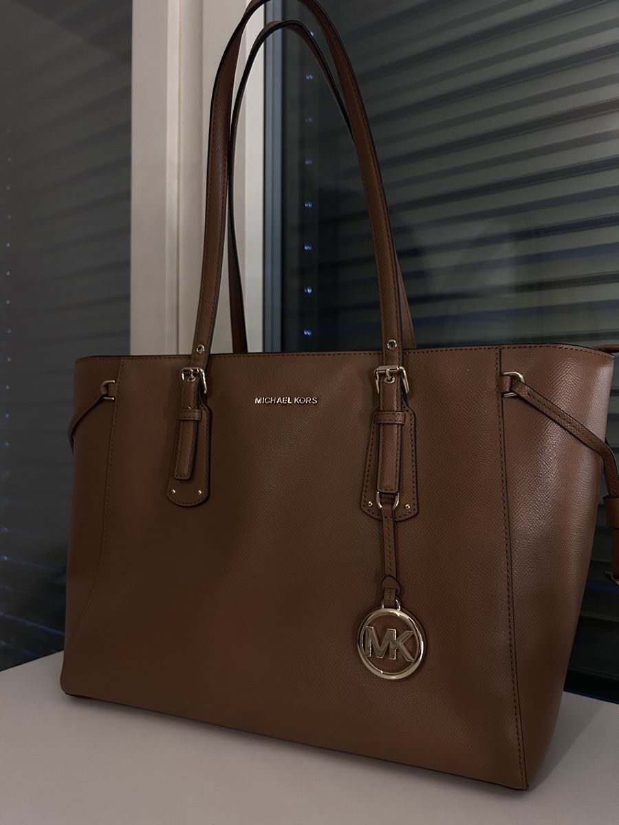 Michael Kors Sacs: Michael Kors Tasche - neu – Neuf (Voir description) à Kriens par sonja6010