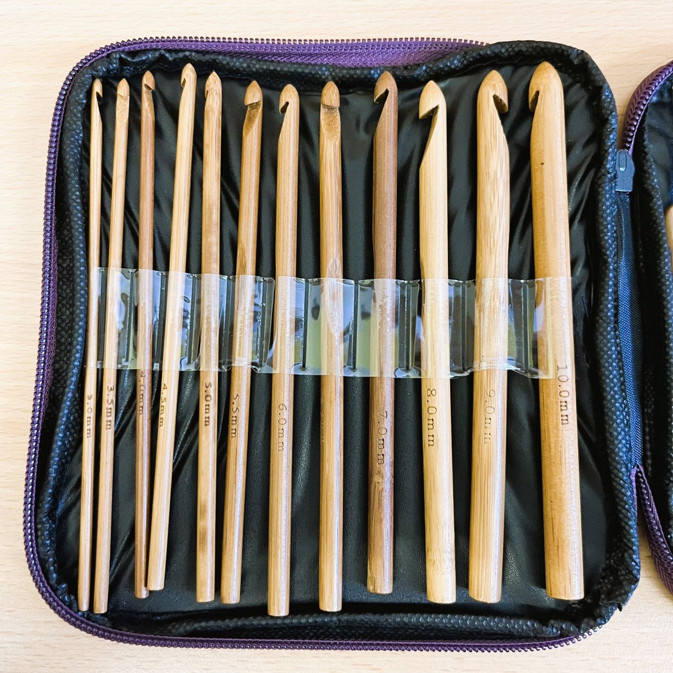Ferri: Häkelnadel - Set - Bambus mit Etui – Nuovo (secondo la descrizione) da Amlikon-Bissegg venduto da allerlei-versand 2