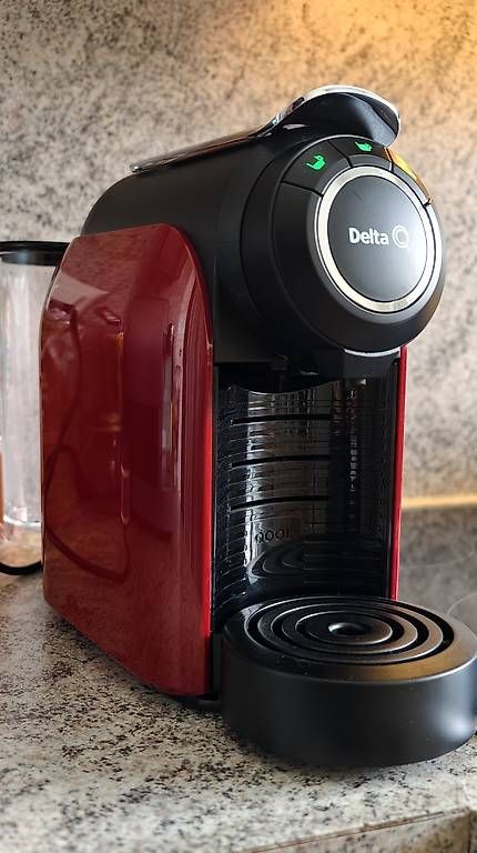 Macchine per caffè & Macchine per espresso: Machine à café Delta Qool Evolution – Usato da Lausanne venduto da lui_79h5