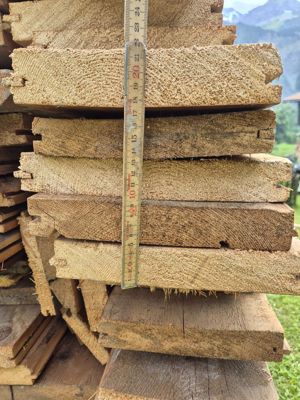 Articles en bois: Altholz Bretter – D'occasion à Hofstetten BE par hillhood 2