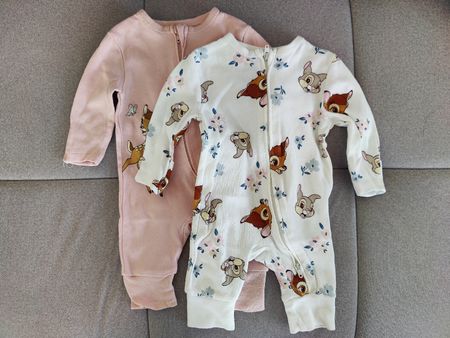 Baby-Schlafanzüge