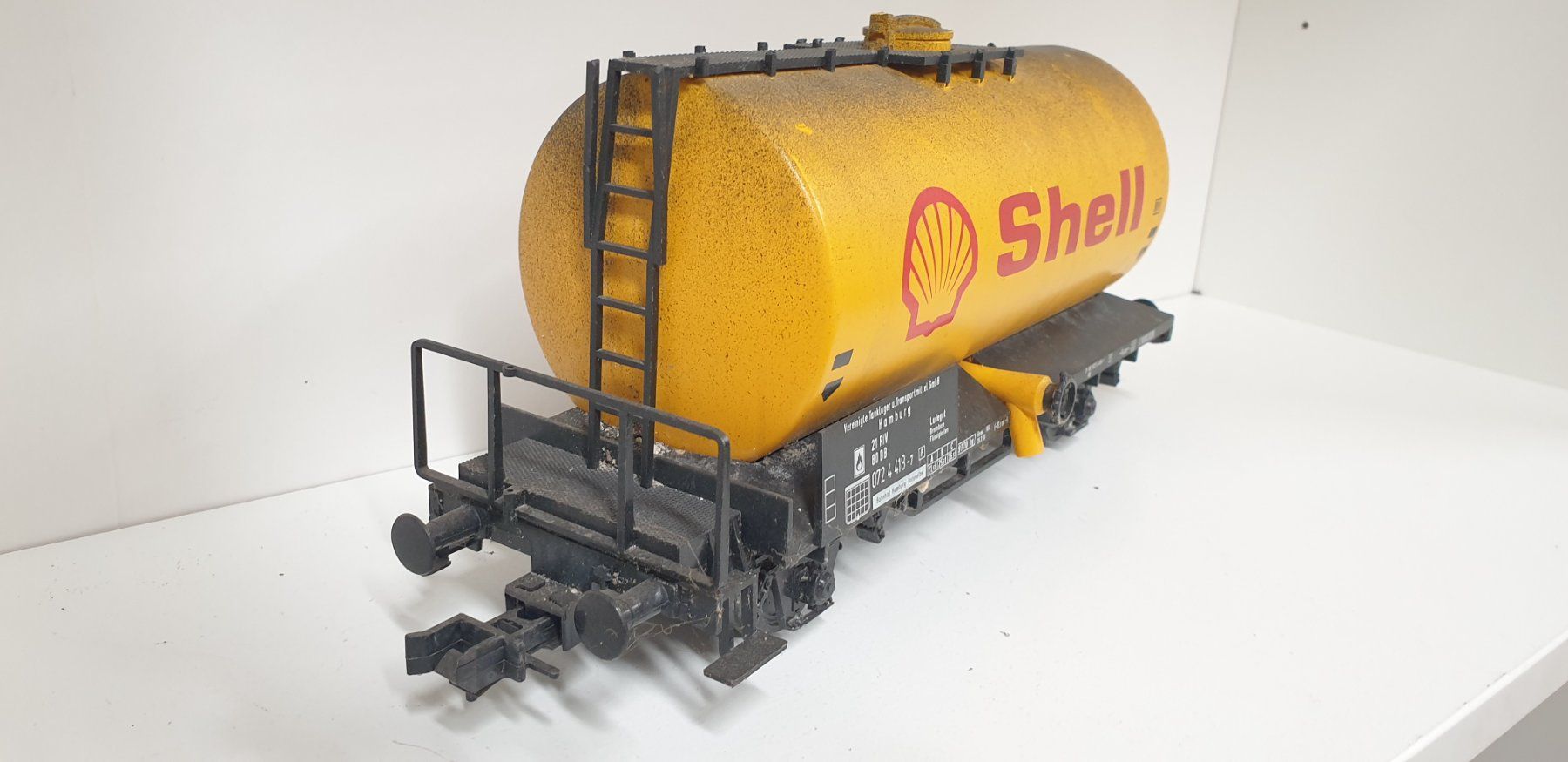 LGB Modellini di ferrovie: LGB Shell Tankwagen  Spur G – Usato da Neuenhof venduto da ludovicco 2