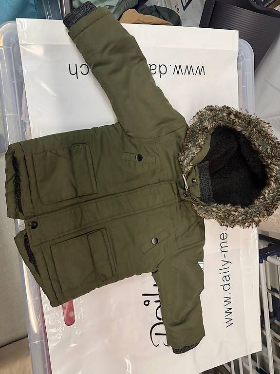 Vestes & Manteaux: Winterjacke – D'occasion à Au ZH par Ssamkova