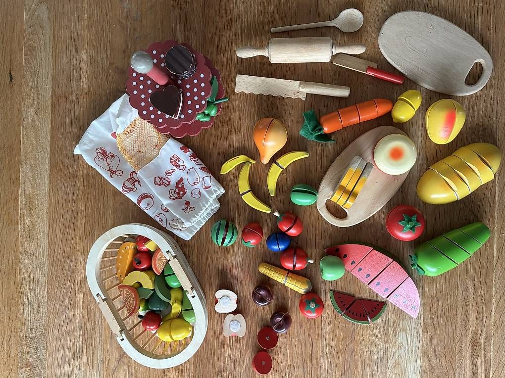 Giocattoli: Aliments en bois  – Usato da Lausanne venduto da au8