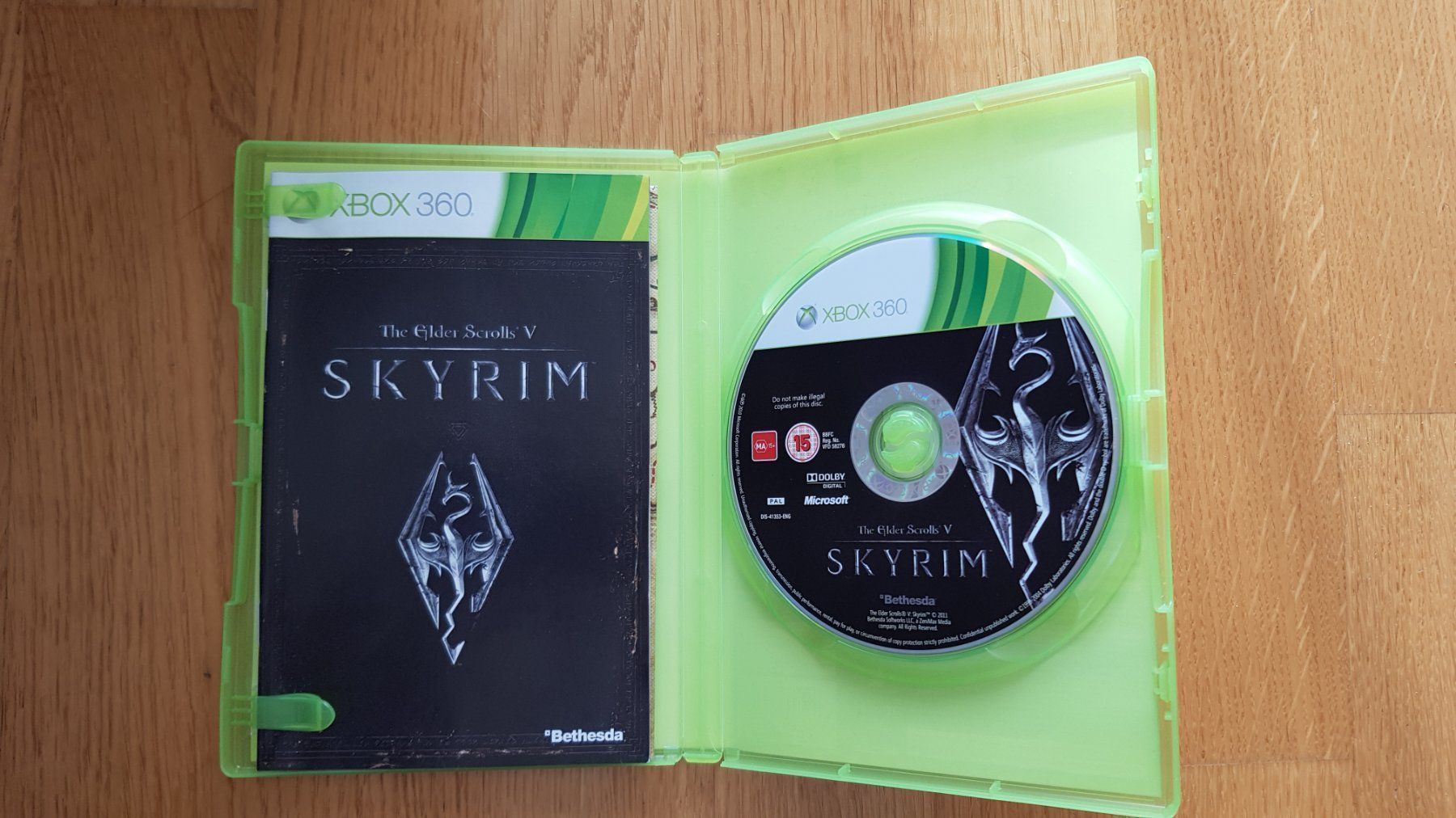 Microsoft Giochi: Elder Scrolls V Skyrim - XBOX 360 - PAL – Usato da Lausanne 26 venduto da HipstersCollectibles 2