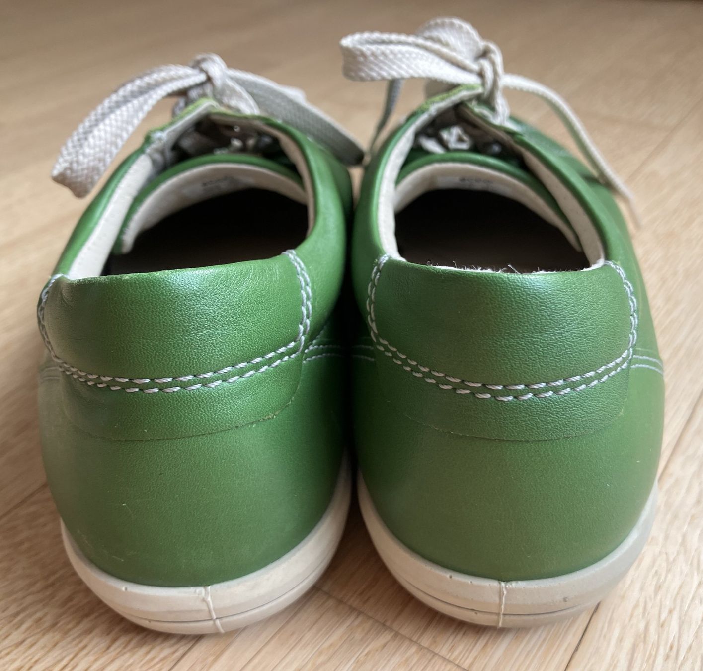 Ecco Scarpe da donna: ECCO Sneaker grün Leder Gr. 36 – Usato da Wolfwil venduto da Verbenia 3