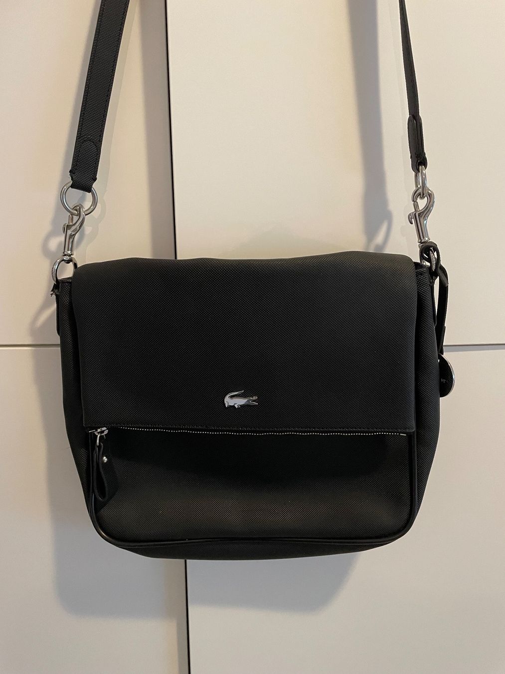 Altro in  Abbigliamento & Accessori: Sac bandoulière noir Lacoste – Usato da Pully venduto da kaba07 1