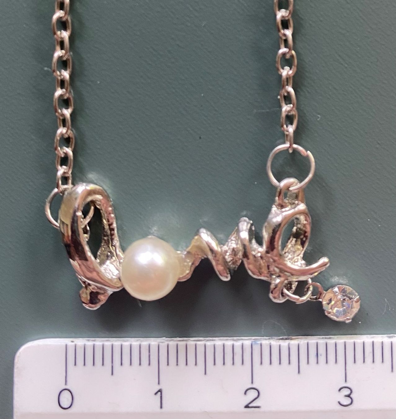 Catenine: LOVE pendentif argenté – Nuovo (secondo la descrizione) da Broc venduto da ffribourg 3