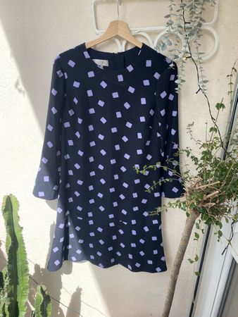 Robe bleu marine à motifs carrés lilas, taille M