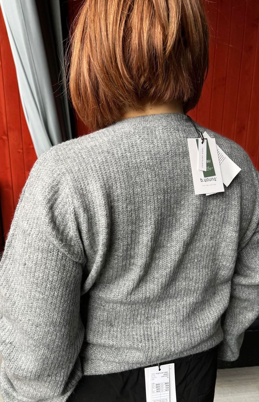 Pulls & Sweat-shirts: 🌸Neue PUlli S und M 🌸 – D'occasion à Riehen par edu_92w7 3