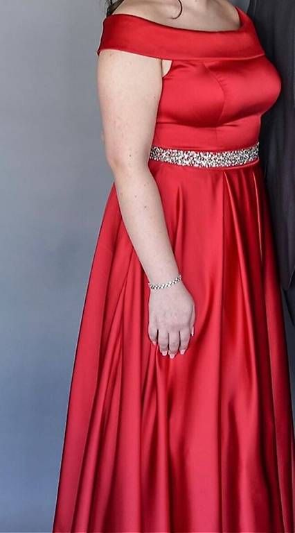 Vestiti: Rotes Kleid – Usato da Wettingen venduto da tur_2nqw 1