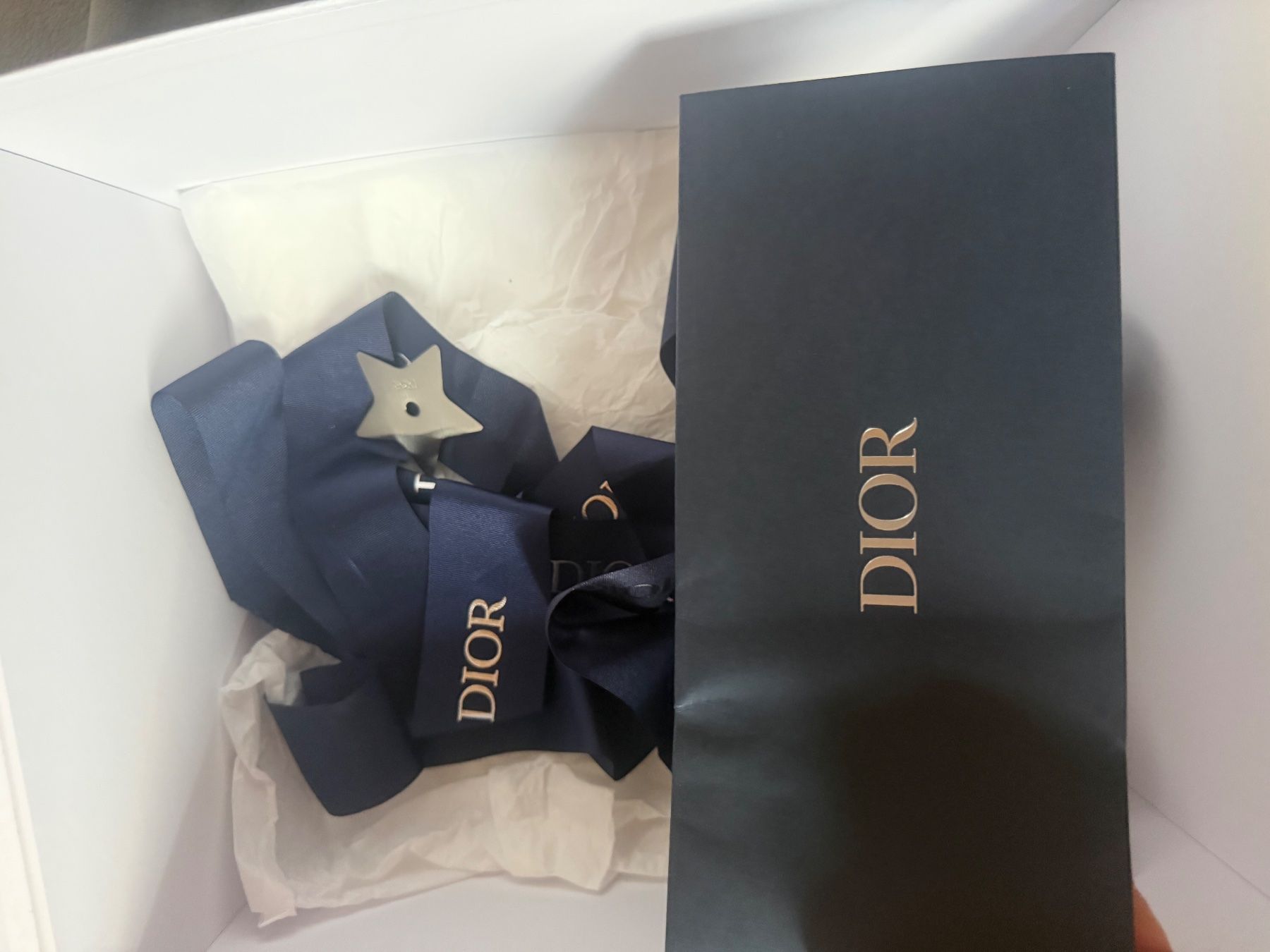 Dior Pulls & Sweat-shirts: Dior herren sweater – Neuf avec emballage d'origine à Schüpfen par 666_mx9v 5