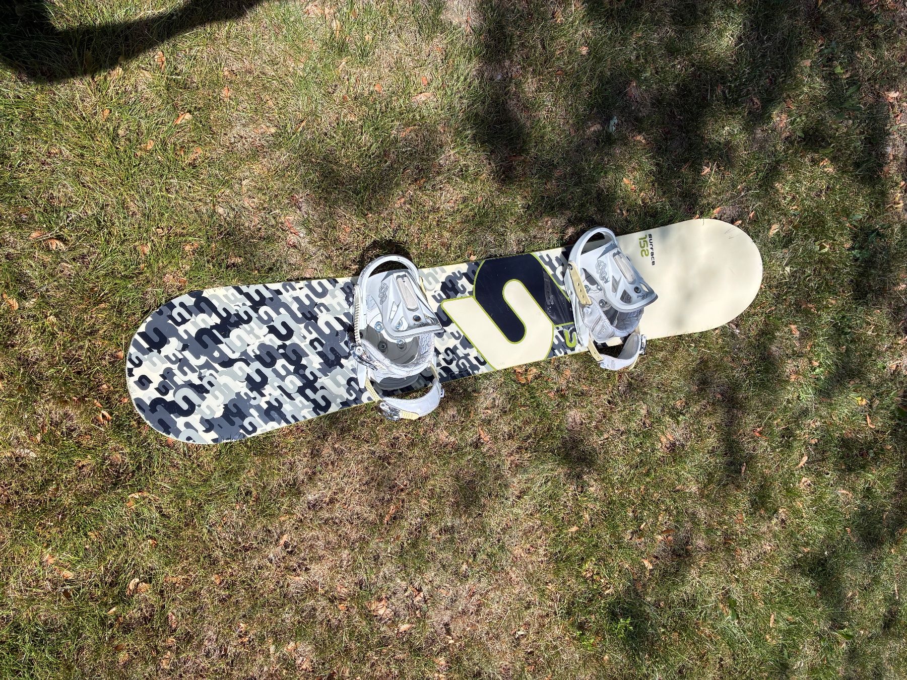 Salomon Board: Salomon Snowboard 152cm + Crazy Creek Bindung – Usato da Kilchberg ZH venduto da desireeschreyer 1