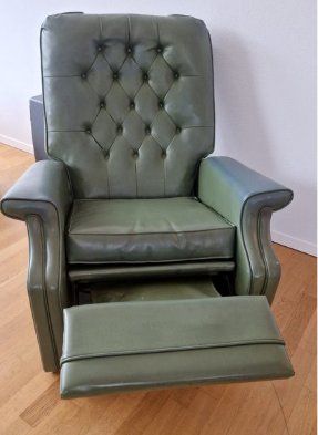 Poltrone: Grüner Vintage-Sessel – Usato da Winterthur venduto da ole_wn7p 1