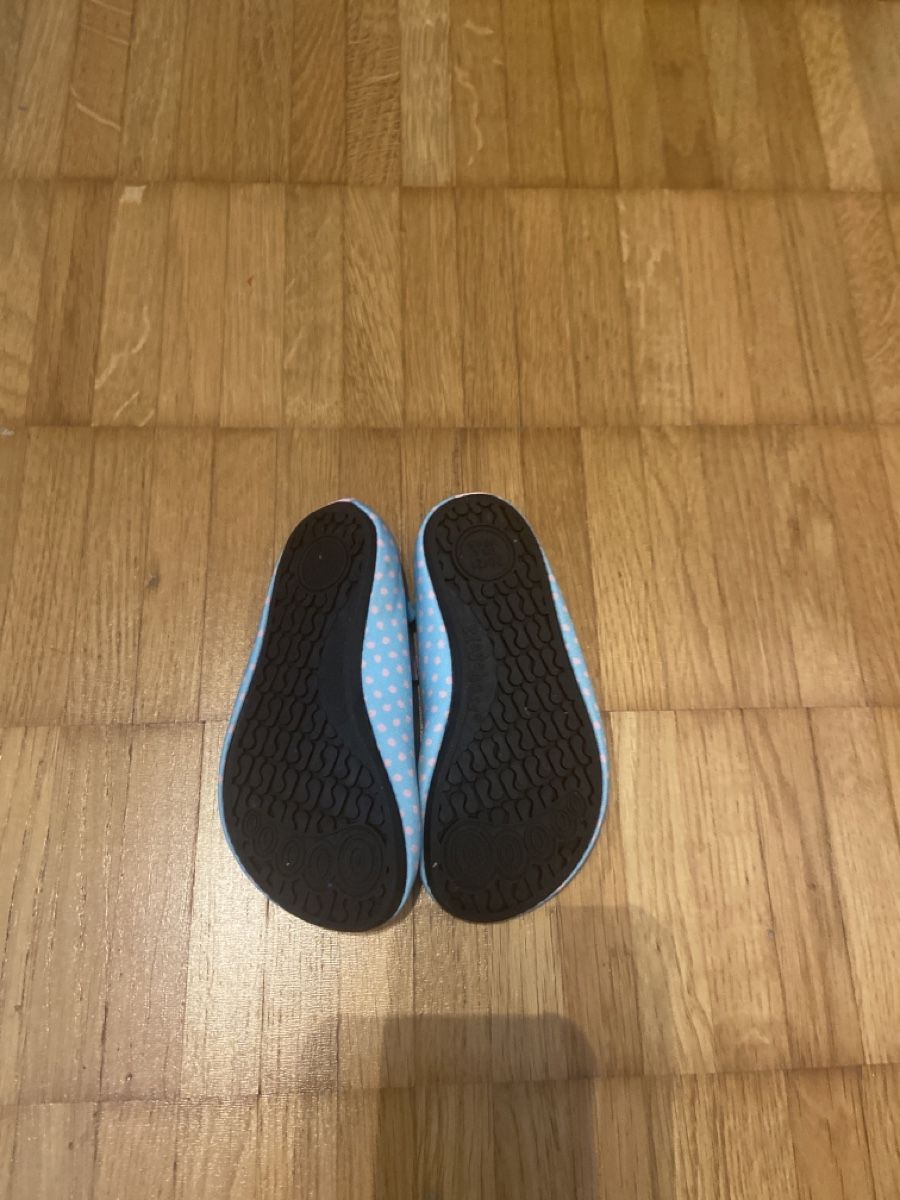 Scarpe per ragazzi: Badeschuhe von Playshoes Gr 20/21 – Usato da Mönchaltorf venduto da Angel789 1