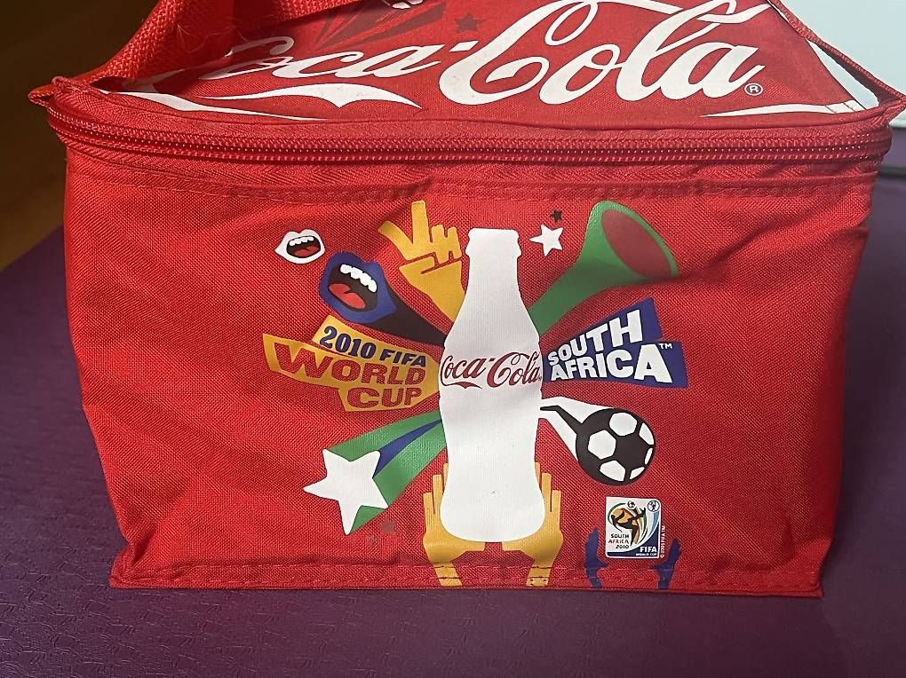 Schüler-Etuis: Coca Cola WM 2010 – Gebraucht aus Reinach BL von j_7fjs