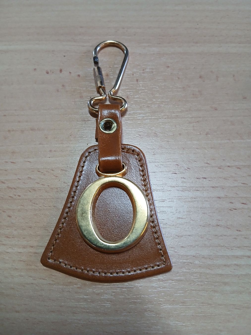Schlüsselanhänger & - bänder: porte clé  – Neu und originalverpackt aus Vuadens von oiezo