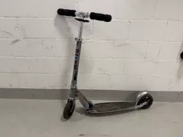 Micro Roller klappbar silber gebraucht