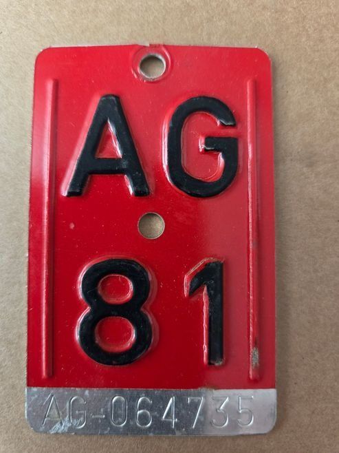 Sachs Schilder: Velonummer AG 81 plaque Velo – Gebraucht aus Schenkon von Uhu007