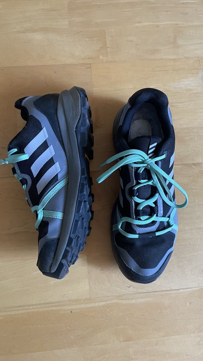 Adidas Scarpe da donna: Adidas Outdoor- & Wanderschuhe – Usato da Bern venduto da jojoo.e 1