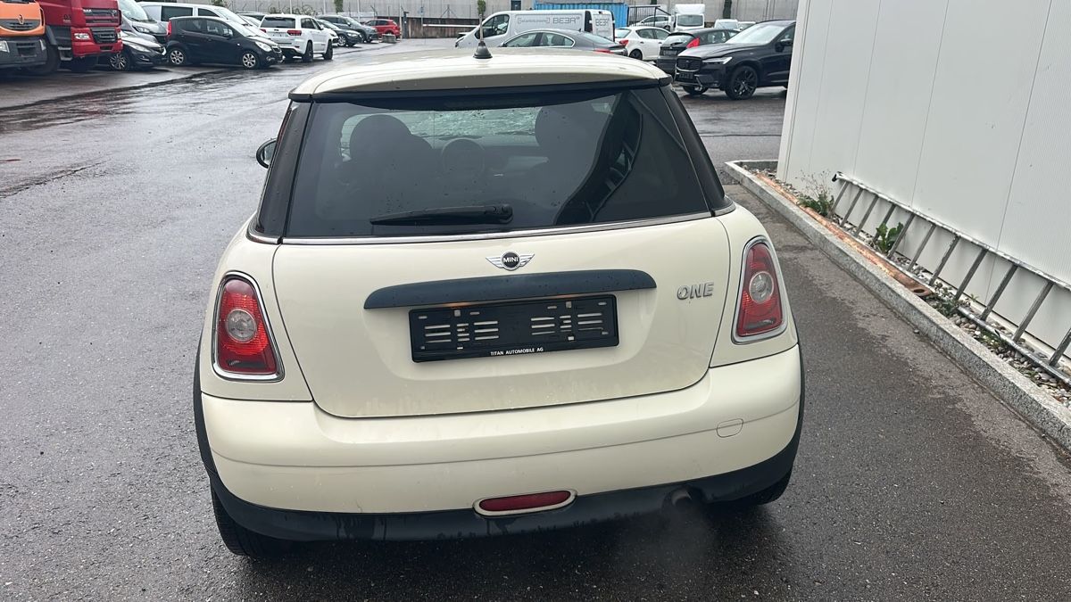 Mini Autos: Mini One 1.4  – D'occasion à Gals par aya_p7pd 4