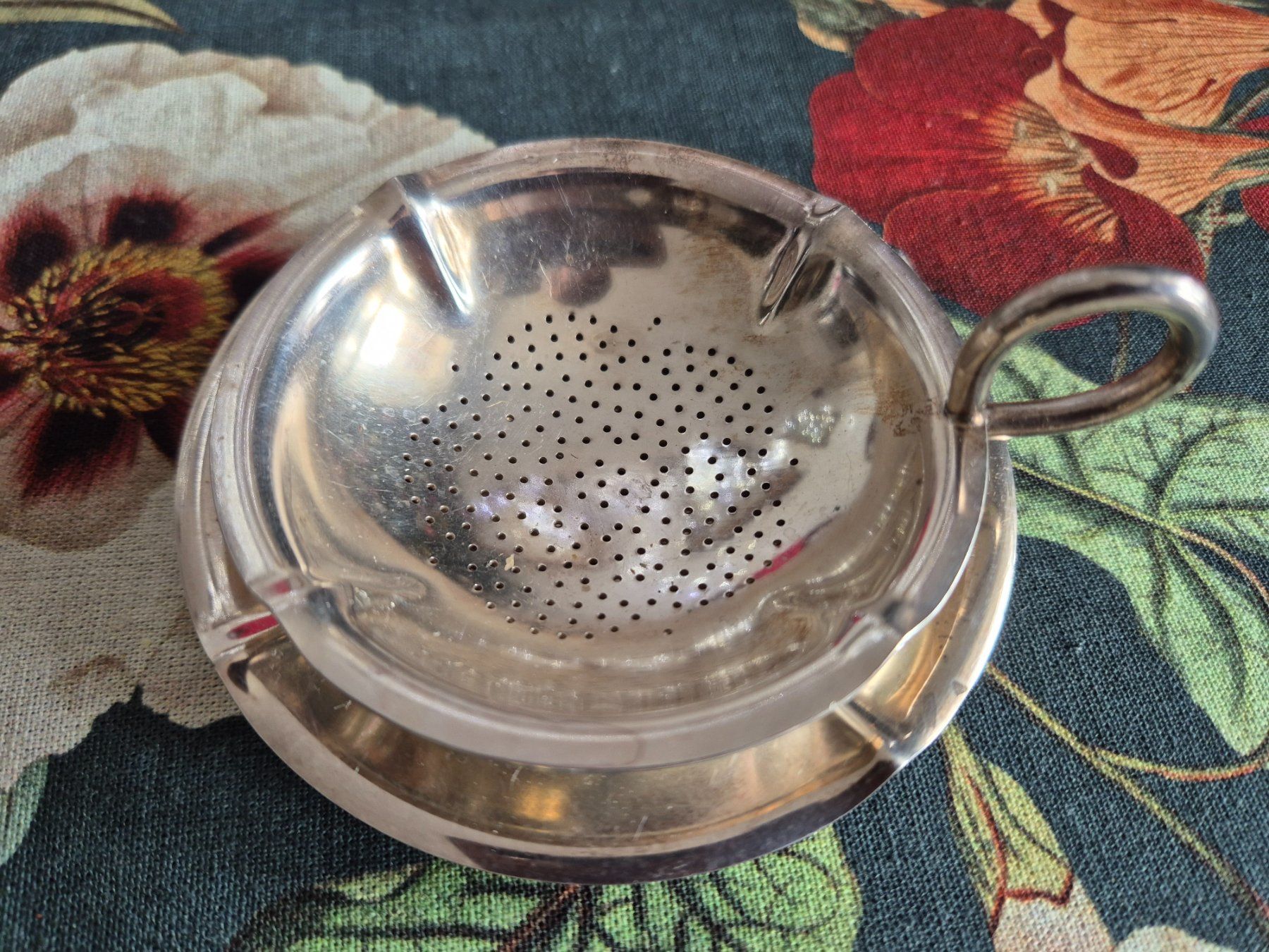 Sigg Küchengeräte: Vintage Silber Teesieb  SIGG mit Ablage – Gebraucht aus Bern von aronari 1