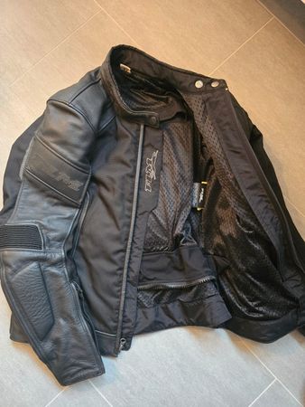 Motorradjacke / Marke; FLM / Schwarz / Damen / Grösse 42