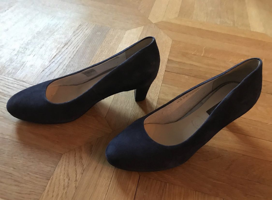 Bugatti Damenschuhe: Bugatti Pumps – Neu (gemäss Beschreibung) aus Liestal von ell_6xc7 1