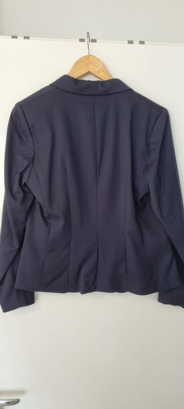 Giacche: Blazer H&M + Hosen – Usato da Chur venduto da Phoenixti 2