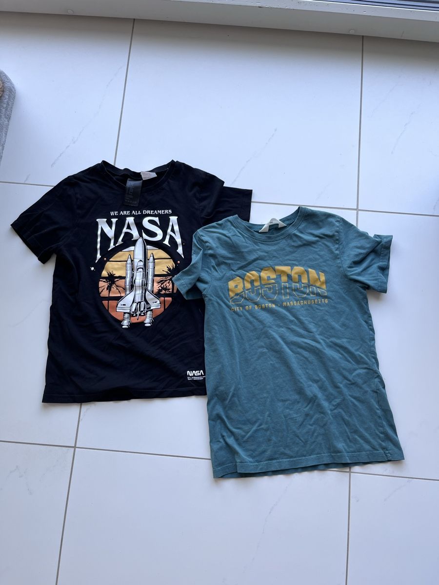 H&M Chemises, T-shirts & Polos: 2 Tshirt Gr 146/152 – D'occasion à Russikon par sparklingvision