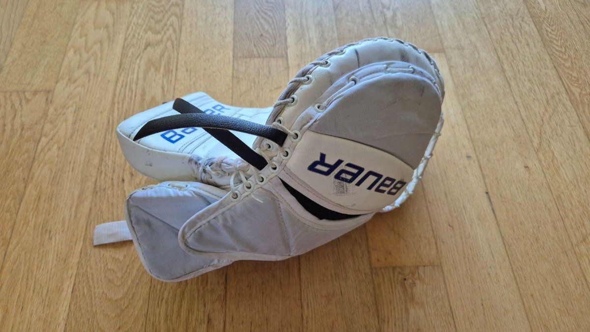 Guanti & manicotti: Bauer Reactor Fanghand Eishockey – Usato da Sargans venduto da aaronm1234 2
