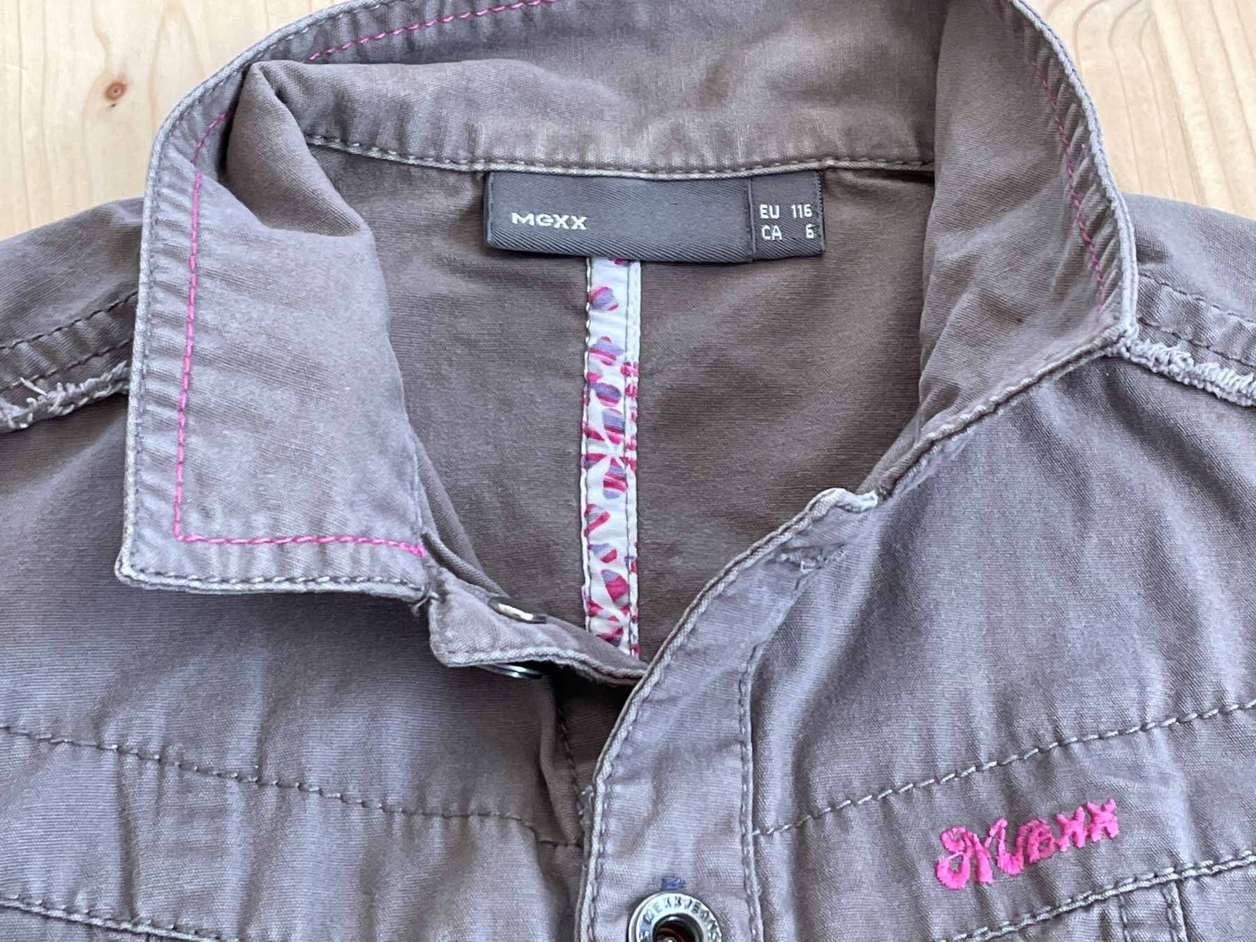 Mexx Vestiti & Gonne: Cooles MEXX Kurzarm Kleid Gr. 116 – Usato da Frasnacht venduto da GracyStore 2