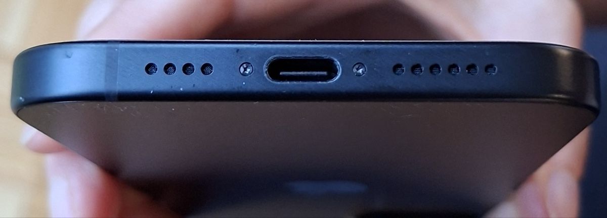 Apple Telefoni cellulari / Smartphones: iPhone 15 Plus, Noir, 93% batterie, 128GB – Usato da Sion venduto da papette 3