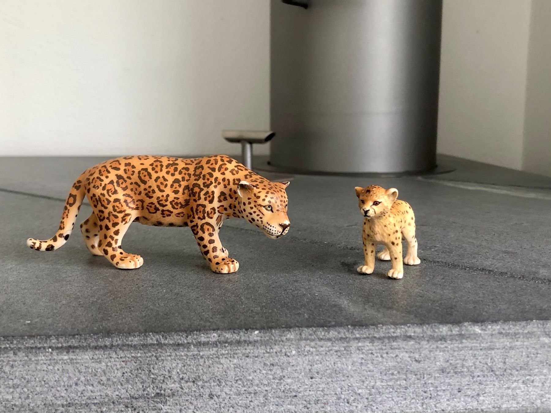 Schleich Spielzeuge: Schleich Leopard mit Baby – Gebraucht aus Malans GR von
