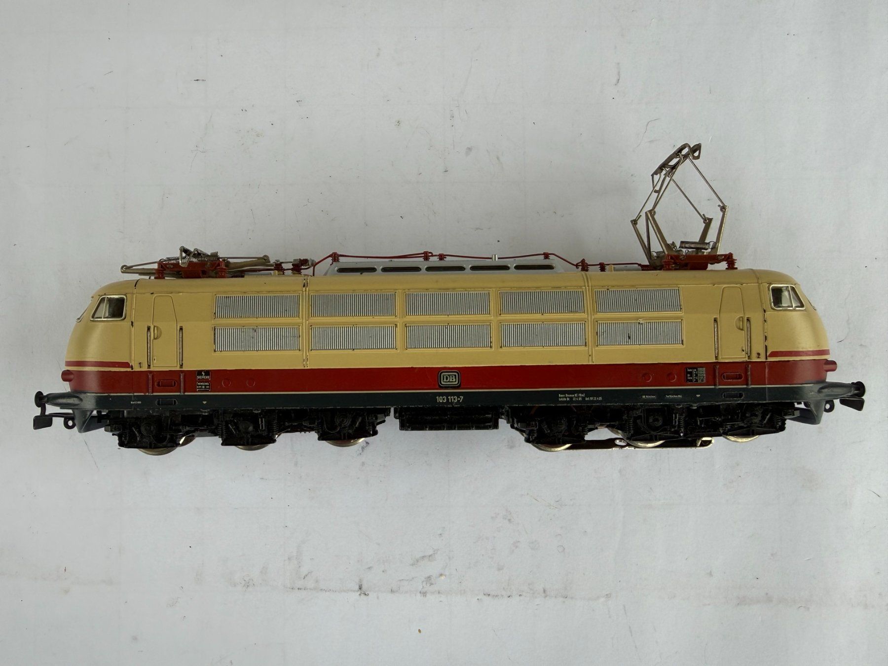Märklin Modellini di ferrovie: Märklin 3053 BR 103 DB – Usato da Winterthur venduto da pascalCCS 3