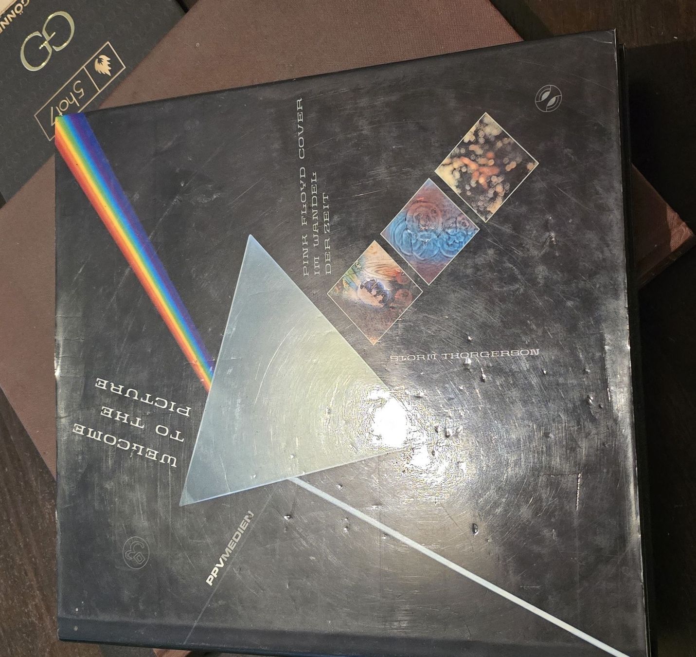 Livres: Pink Floyd Cover Storm Thorgerson – D'occasion à Basel par Jcva