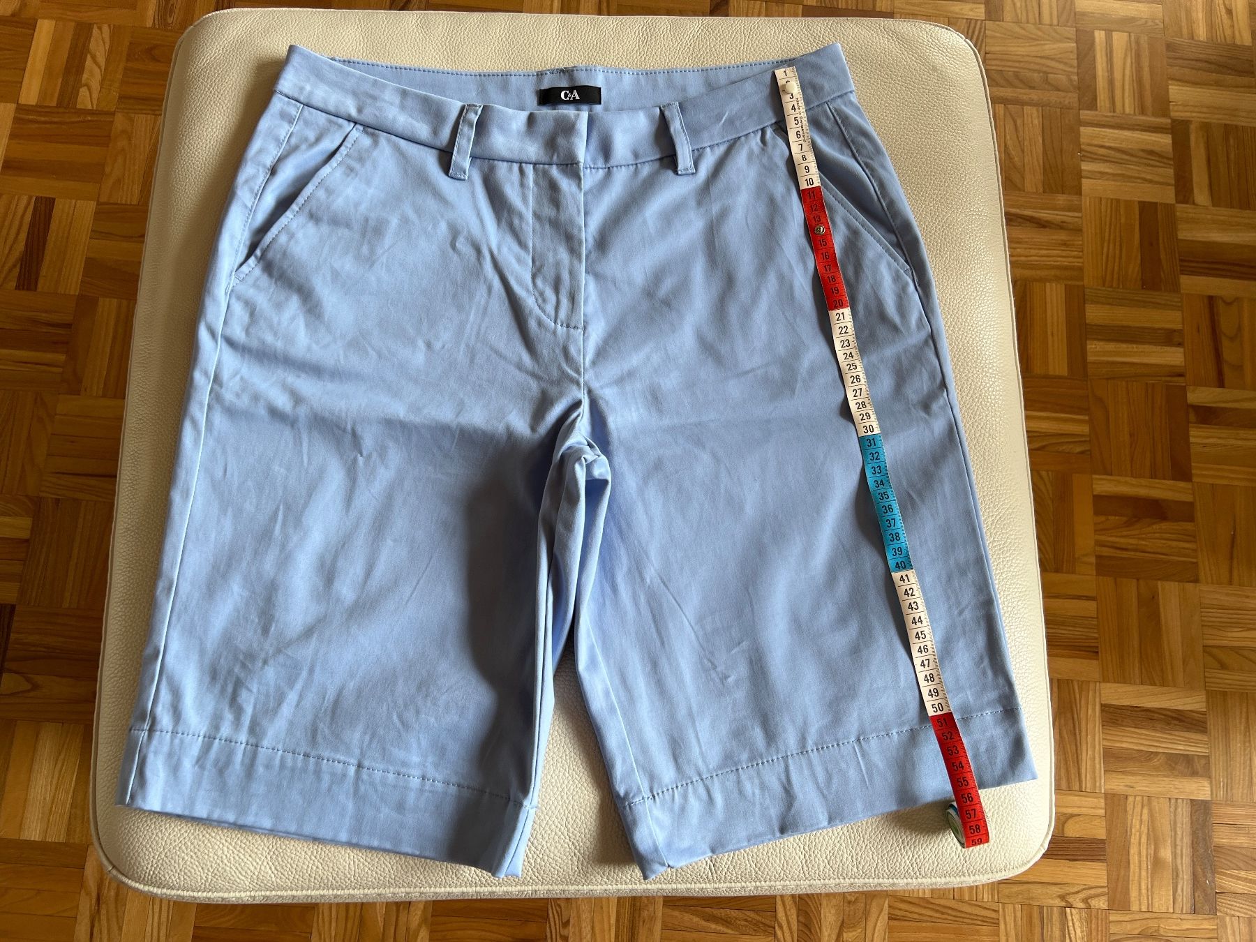 C&A Pantaloni: 2  Bermuda Shorts - Damen Gr. 40 – Usato da Chur venduto da van_hnc6 4