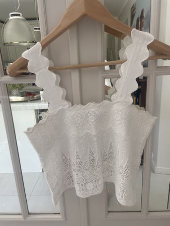 Brandy Melville top en dentelle 
