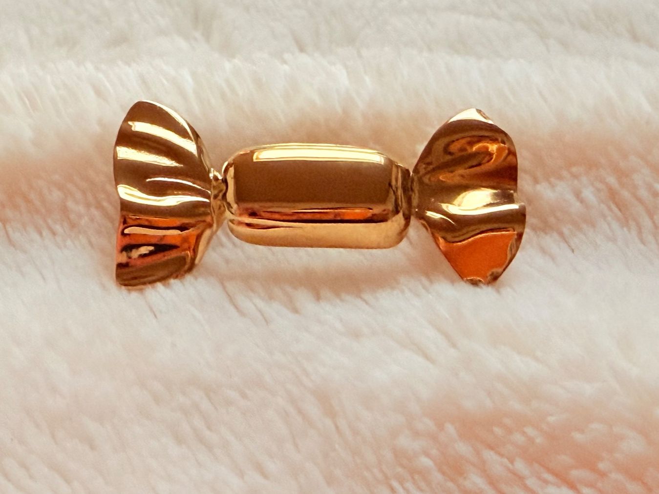 Broches & Aiguilles: Candy-Brosche – Neuf avec emballage d'origine à Würenlos par JRP_71