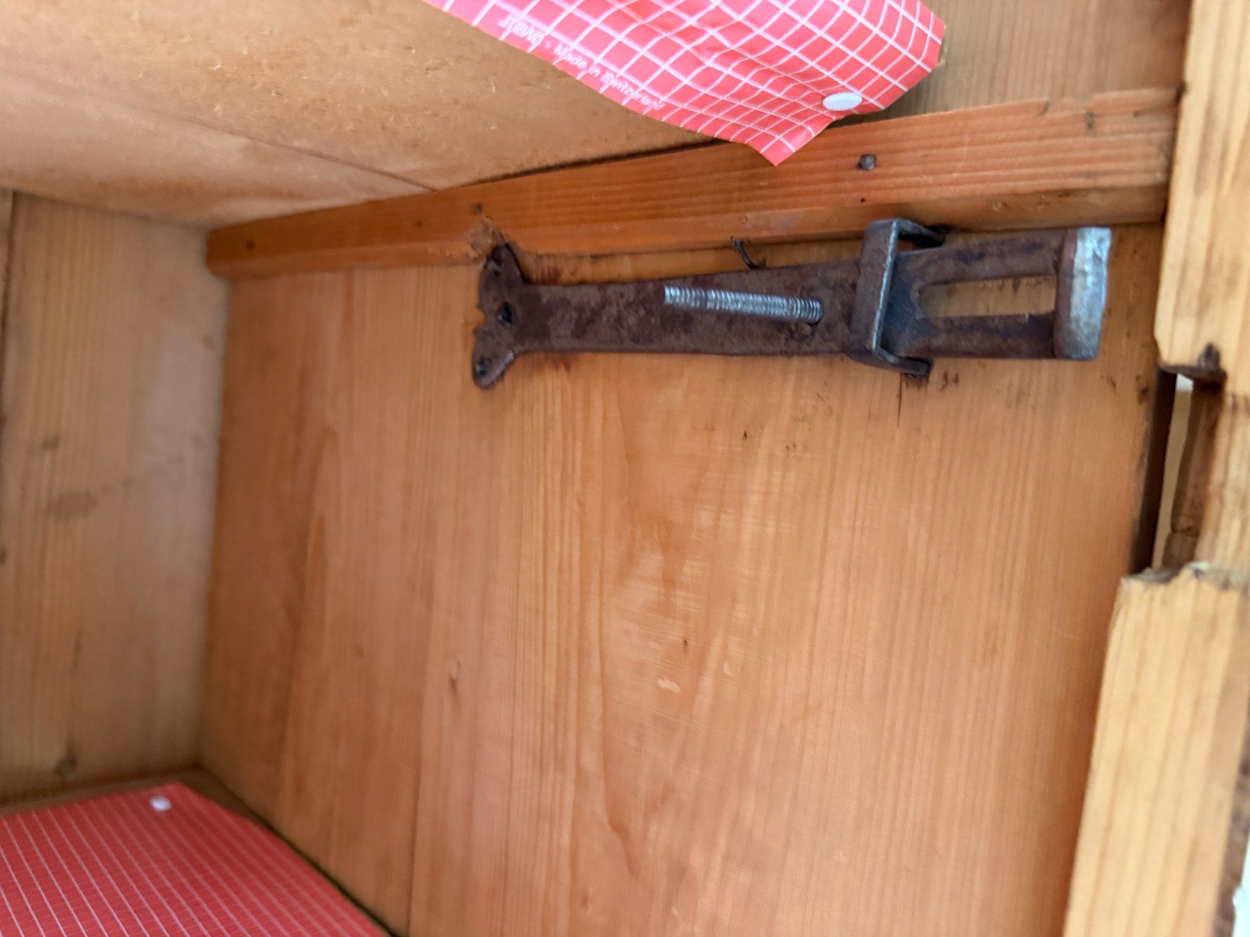 Armoires: Antiker Schrank – D'occasion à Jenaz par Sandrobordoli 5